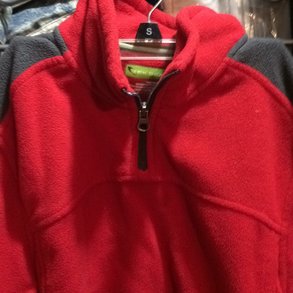 Sports sweater for kids